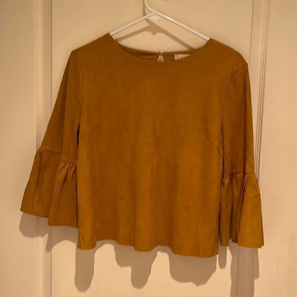 Altar’d State mustard colored suede like bell sleeve too Size S